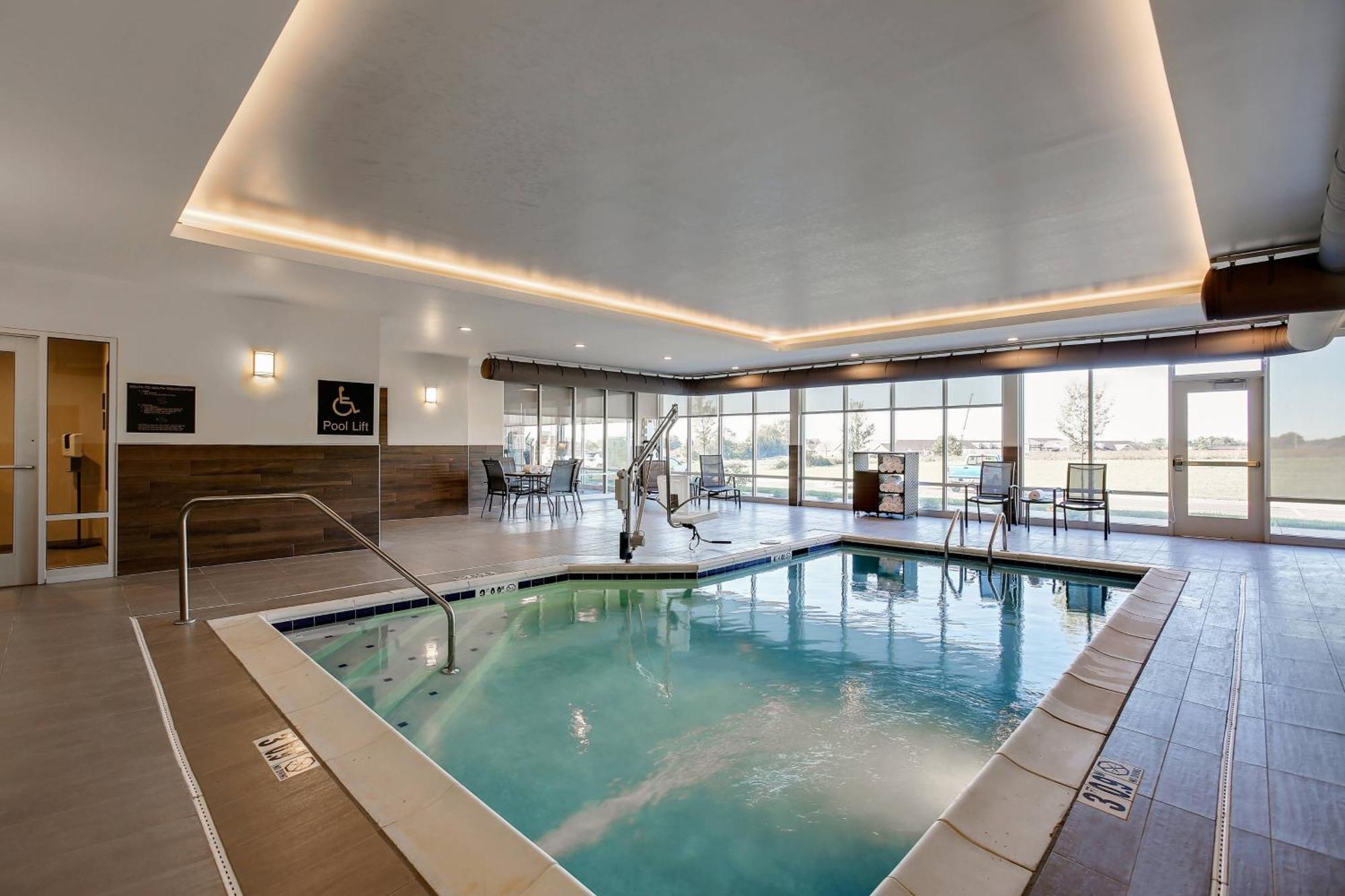 Fairfield Inn & Suites Бардстаун Экстерьер фото